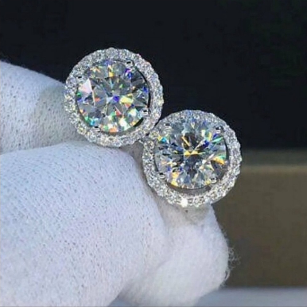 NEW 925 Sterling Silver Halo Stud Earrings with Simulated Diamonds